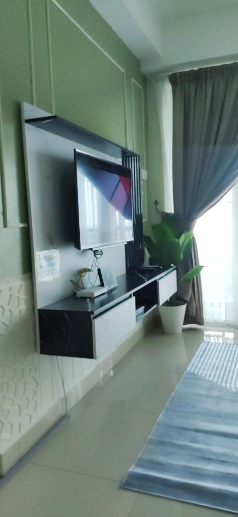 Dperdana -Dinies Pool,Wifi, Centre Of Kota Bharu, 4-5 Pax 아파트 외부 사진